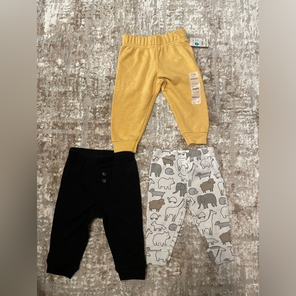 Garanimals Yellow, Black, and Gray Kids Joggers Set size 6/9 months